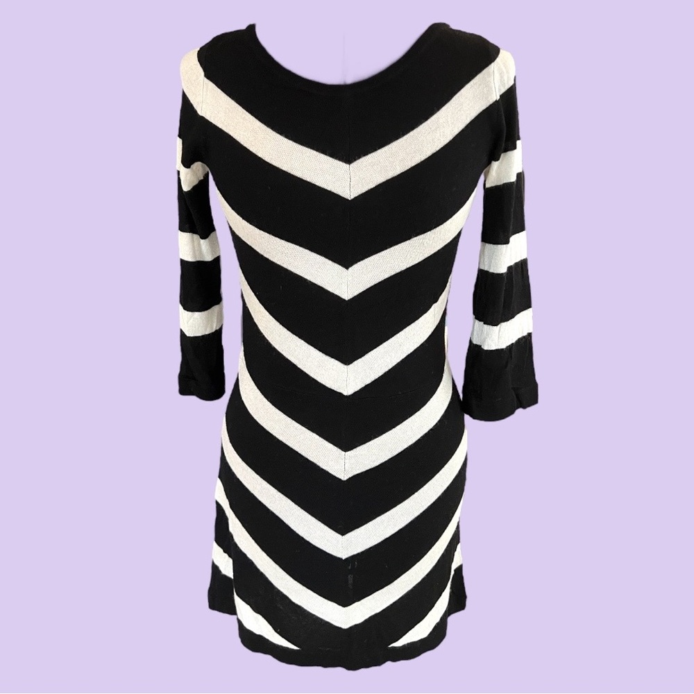 Alice and Olivia Y2K size small knit dress